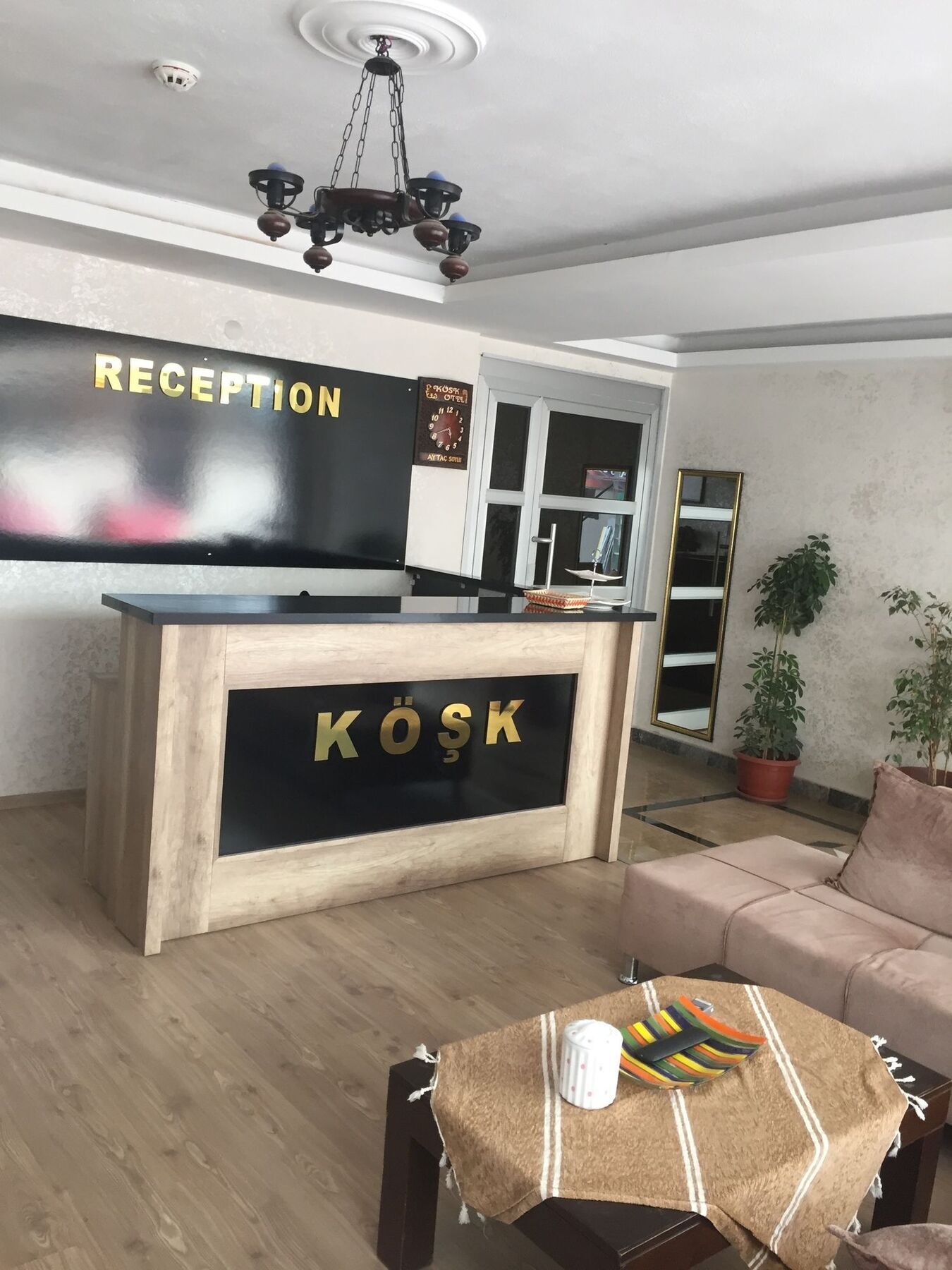 Koesk Hotel Antalya Exterior photo